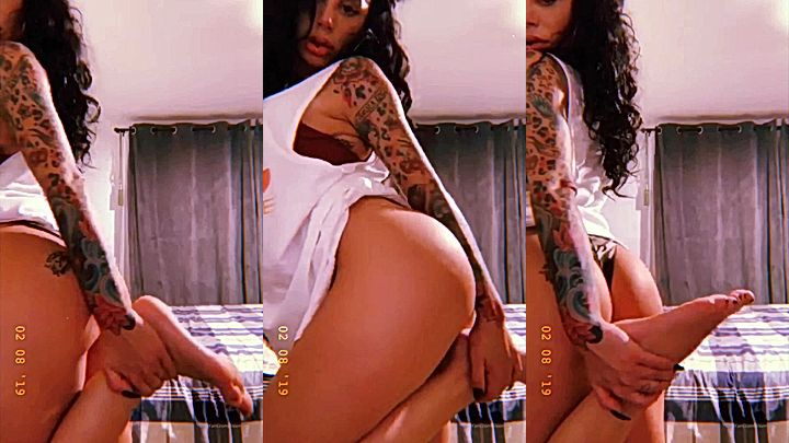 Alex Mucci showing her naked butt leaked onlyfans