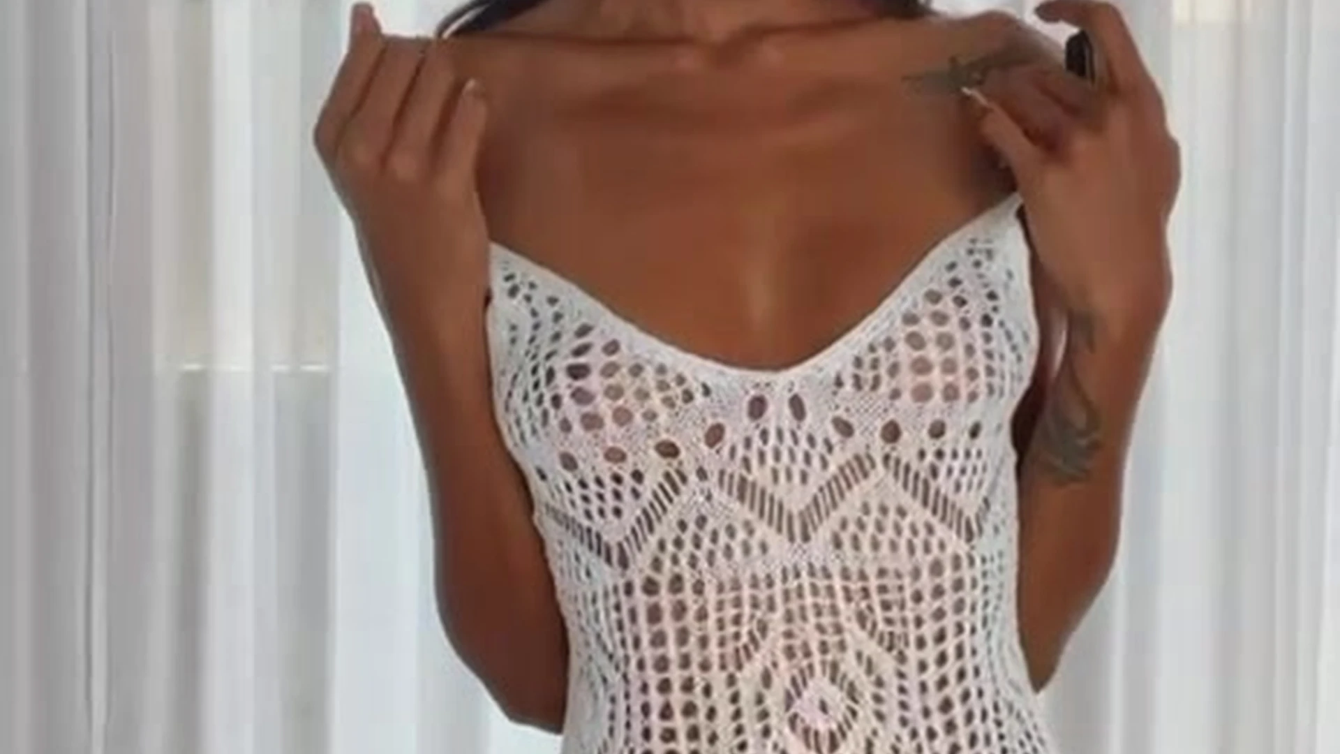 Anna Celeste very hot removal of her cloths
