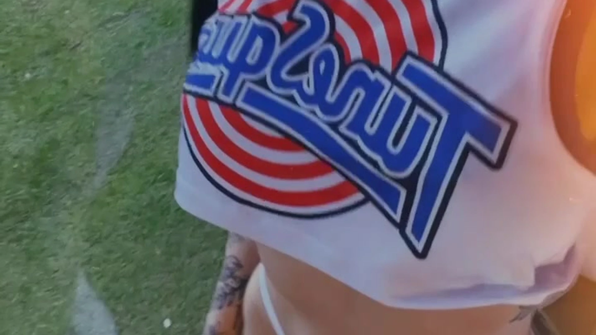 Amanda Welp revealing boobs in public