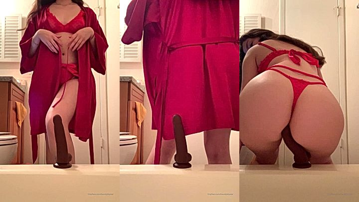 popular slut Bbystar show her fat ass and wet kitty on video