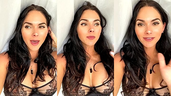 leaked video of hot nasty model Aspen Rae show off her perfect boobs in lingerie